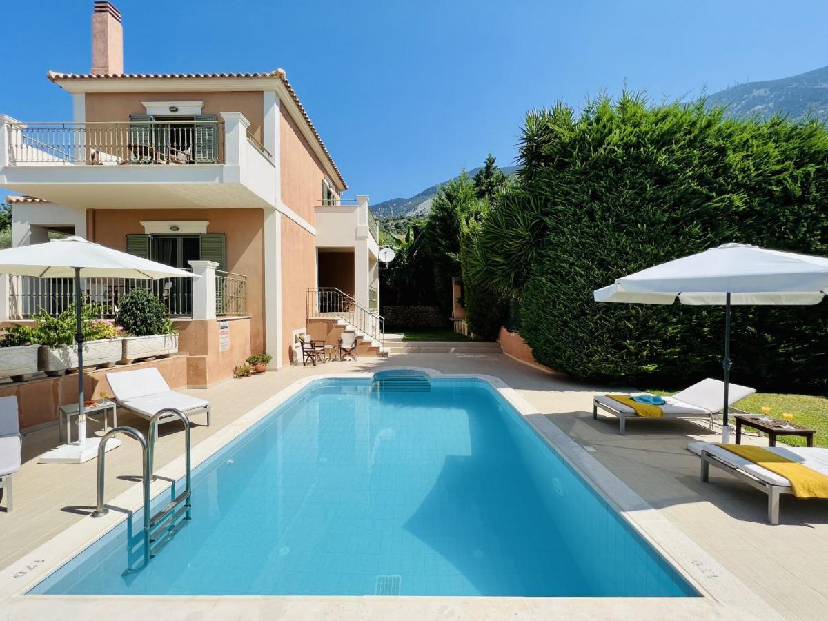 Villa Marianna Lourdata  Extérieur photo